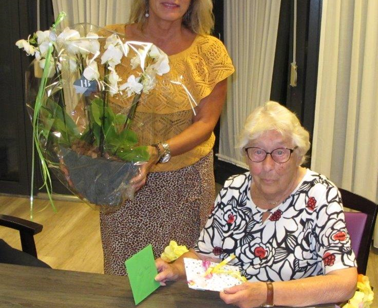 Henny Kreikamp klaverjast al 50 jaar: ‘Het is haar lust en haar leven’